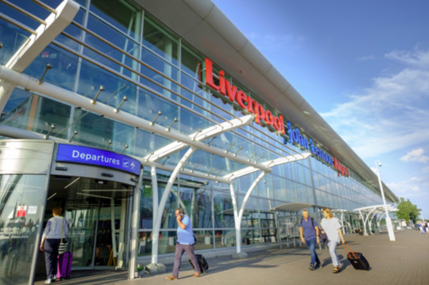 Liverpool Airport Transfer Minibus